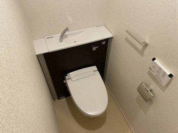 フィールド ミドル・ライペンⅡの物件内観写真